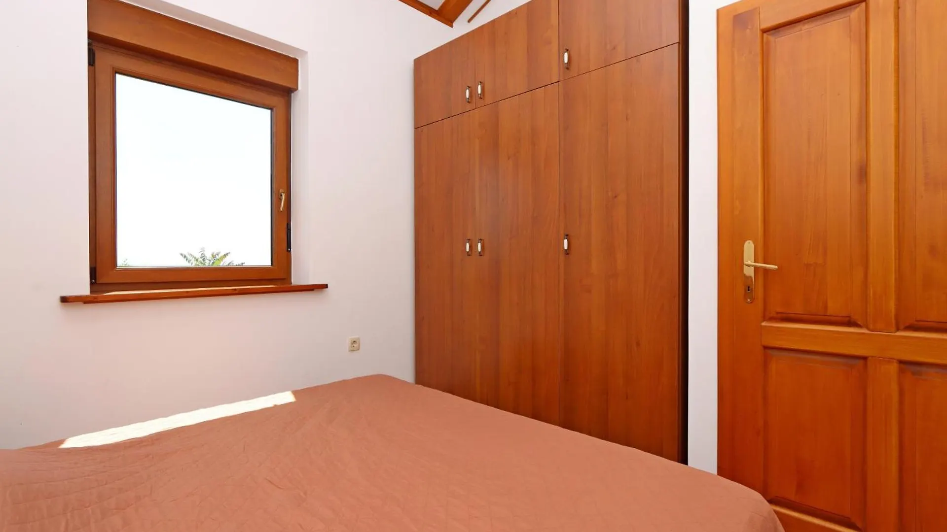 Apartments With A Parking Space Opatija - Pobri, Opatija - 7813 Matulji